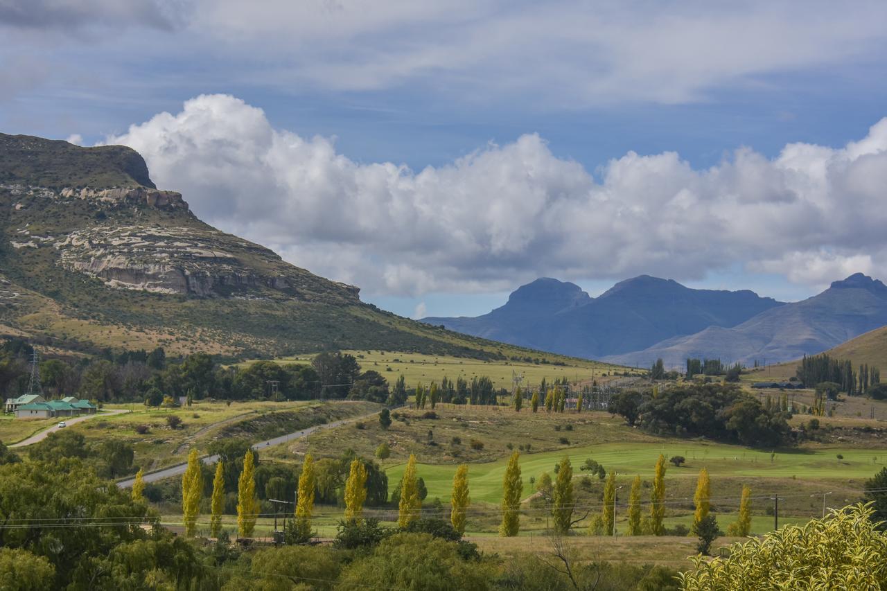 Апартаменти Clarens Retreat Екстер'єр фото